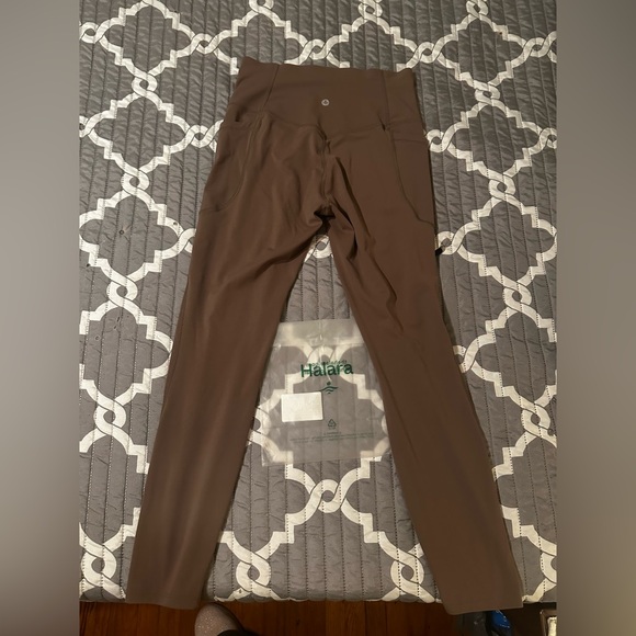 HALARA “So-Cinched” Tummy Control leggings - Picture 5 of 5